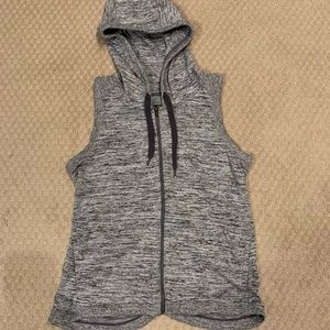 Sleeveless zip up sweatshirt